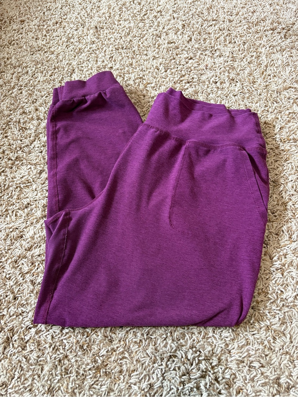 Beyond Yoga purple Spacedye Midi Joggers women’s size XL